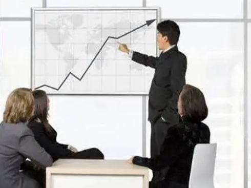 邑泊數字化智能化技術遠程在家辦公的未來發(fā)展趨勢與展望可以從以下幾個方面進行分析